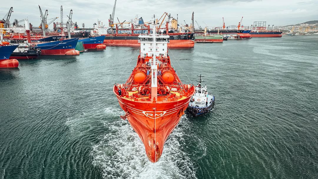 Integrated marine and offshore services for seamless operations